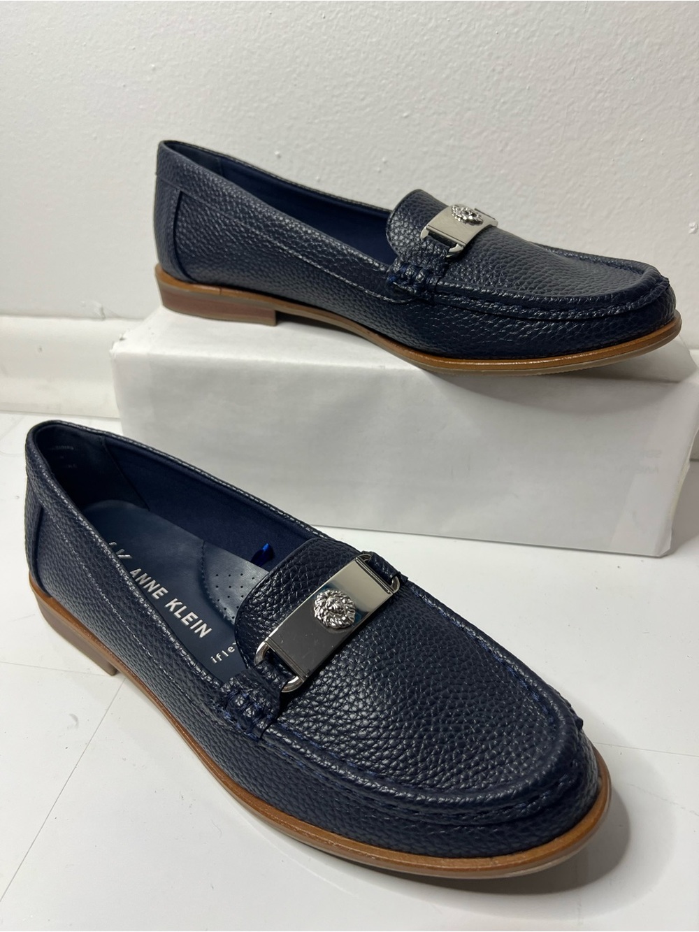 Anne Klein Navy Pebble Leather Loafers Women Size 7.5 New